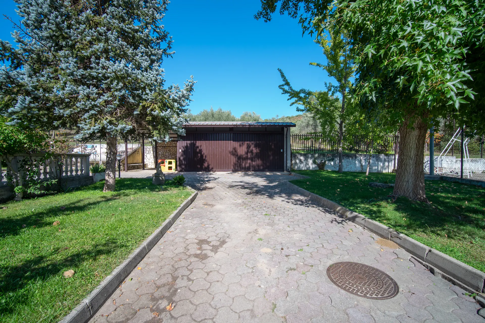 Large outdoor garage